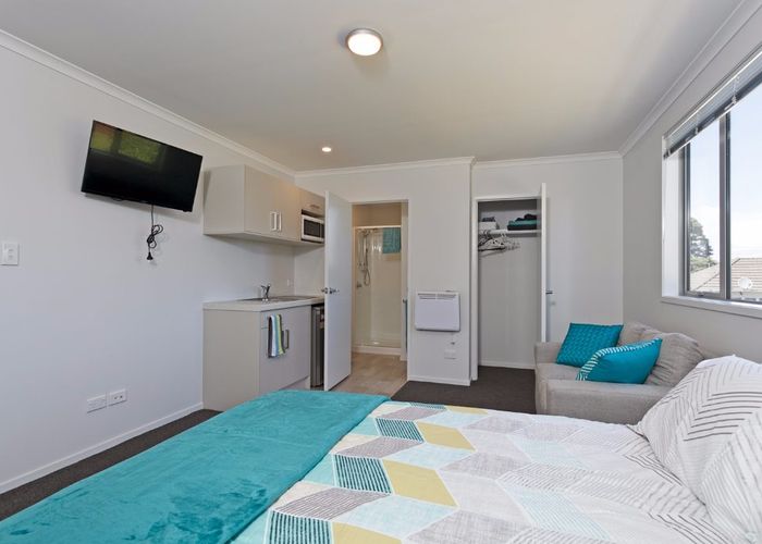  at Shared Accommodation/4 Chaplin Street, Mangere East, Manukau City, Auckland