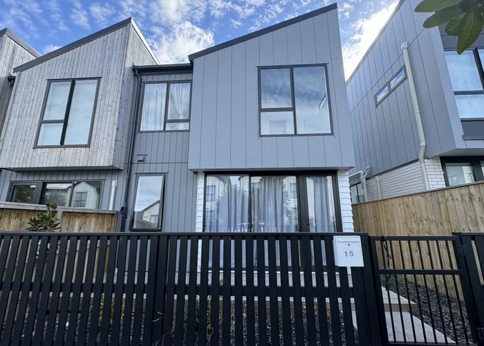  at 15 Mahalo Avenue, Wiri, Manukau City, Auckland