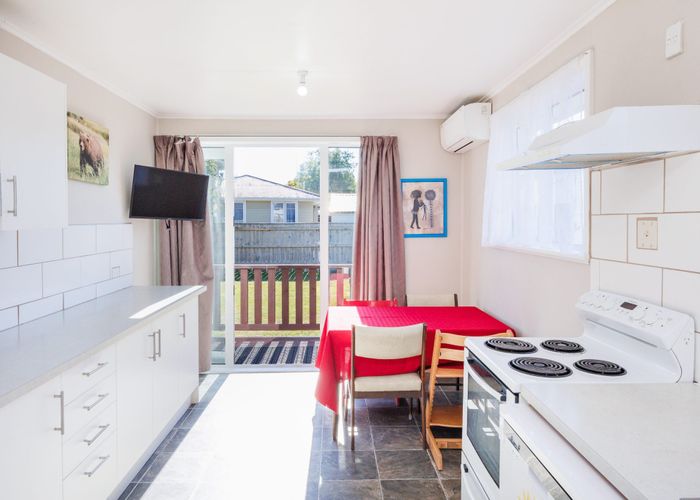  at 11 Hendon Place, West End, Palmerston North, Manawatu / Whanganui