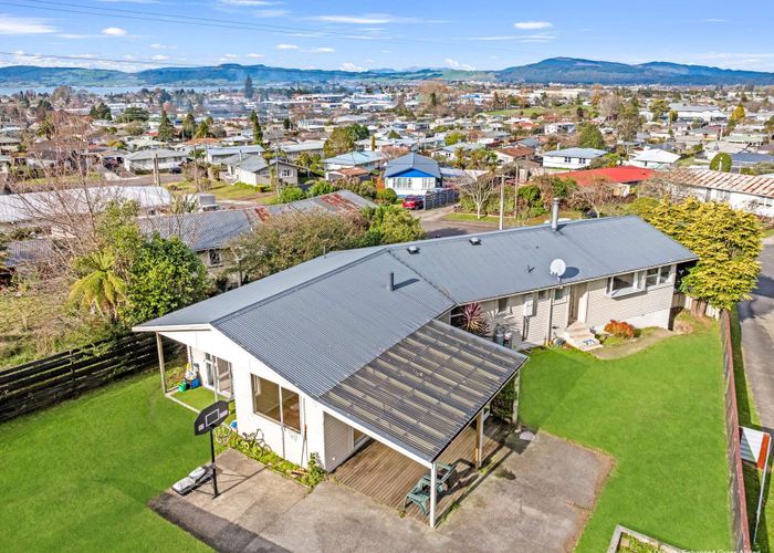  at 9 Teal Place, Selwyn Heights, Rotorua, Bay Of Plenty