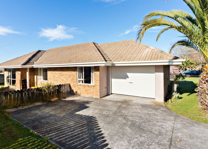  at 184 Bruce McLaren Road, Henderson, Auckland