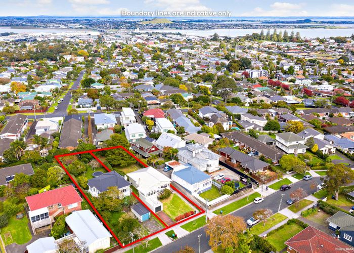  at 15 Amaru Road, One Tree Hill, Auckland