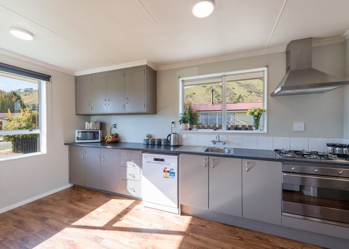  at 20 Matai Crescent, Tapawera