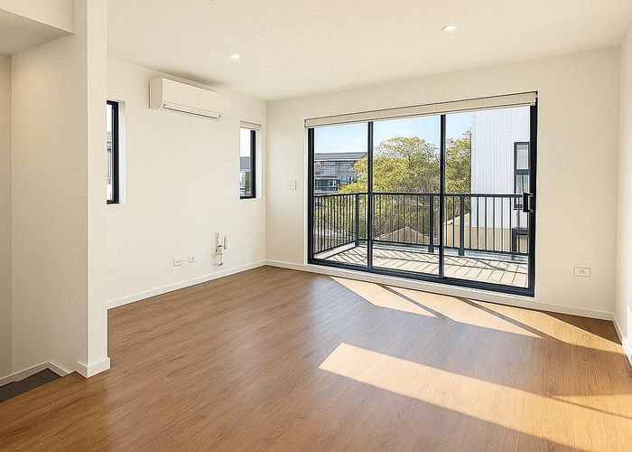  at 8/5 Chevis Place, Pakuranga, Manukau City, Auckland