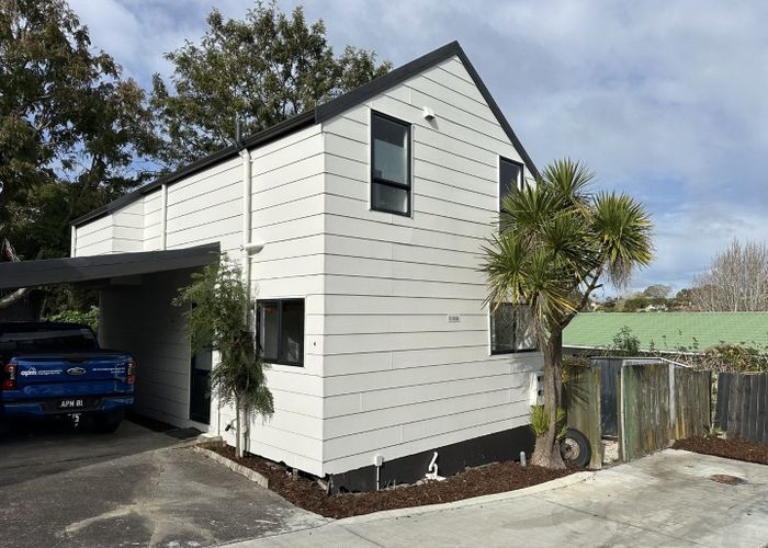  at 4/64a Birkdale Road, Birkdale, North Shore City, Auckland