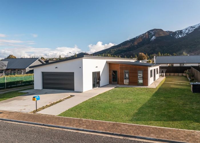 at 6 Pennycook Place, Wanaka