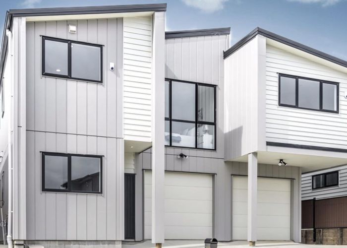  at 5A Frontier Lane, Flat Bush, Auckland