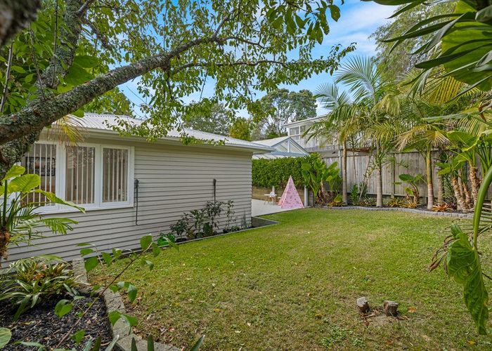  at 39 Keegan Drive, Massey, Waitakere City, Auckland