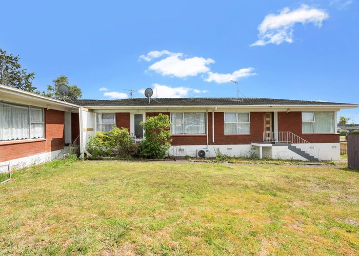  at 2/30 Copley Street, New Lynn, Waitakere City, Auckland