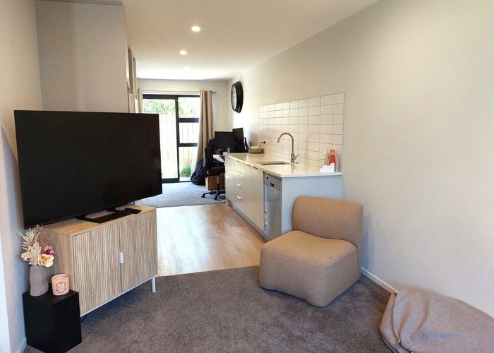  at 3/33 Sladden Street, Naenae, Lower Hutt, Wellington