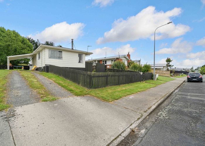  at 54 Lauder Crescent, Heidelberg, Invercargill