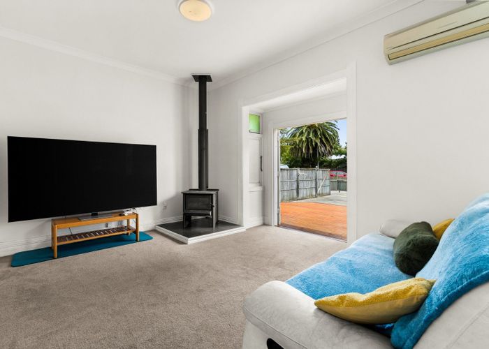  at 1200 Caroline Road, Mayfair, Hastings, Hawke's Bay