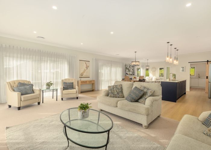  at 7 Karearea Avenue, Waikanae