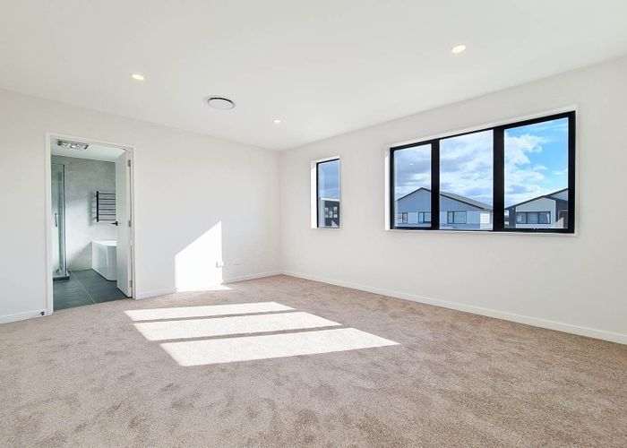  at 6 Ascent Street, Flat Bush, Manukau City, Auckland