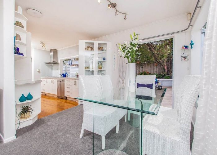  at 9A Lyttelton Avenue, Forrest Hill, North Shore City, Auckland