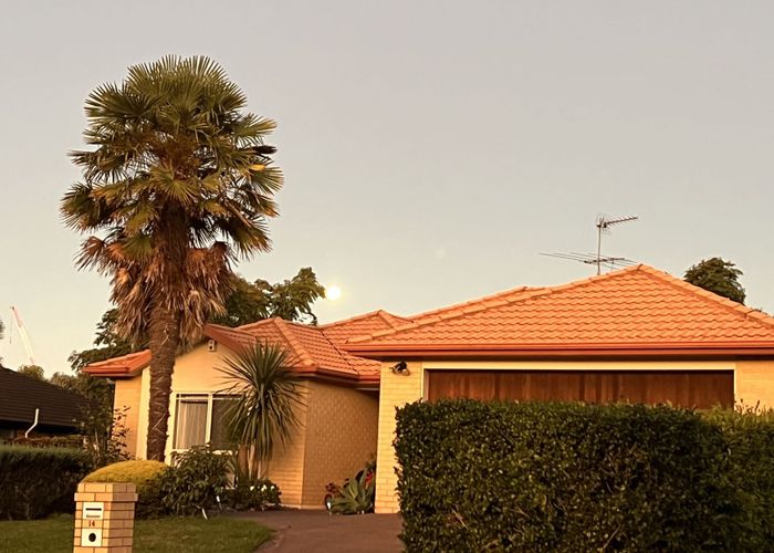  at 14 Lucas Way, Albany, North Shore City, Auckland