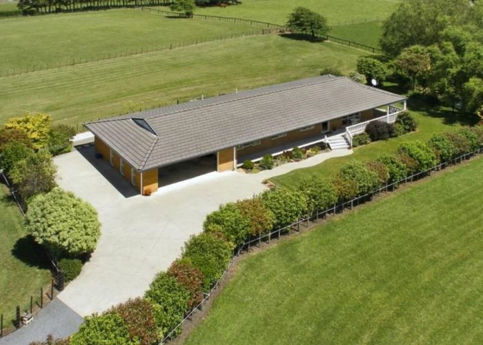  at 41 Mcrobbie Road, Papakura