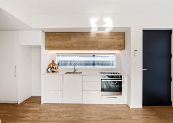  at 2/59 Waimairi Road, Upper Riccarton, Christchurch