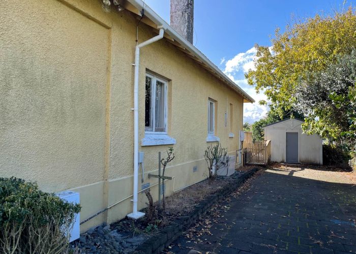  at 7 Riro Street, Point Chevalier, Auckland City, Auckland