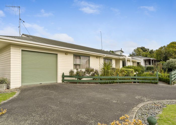  at 41 Koromiko Street, Otaki Beach, Otaki