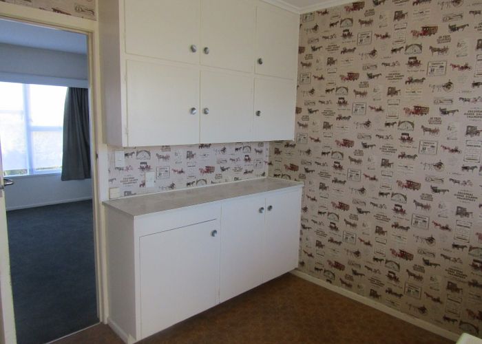  at 2/24 Knights Road, Rothesay Bay, North Shore City, Auckland