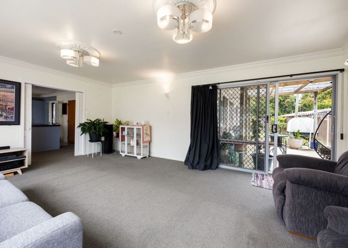  at 20 Anthony Crescent, Bader, Hamilton, Waikato