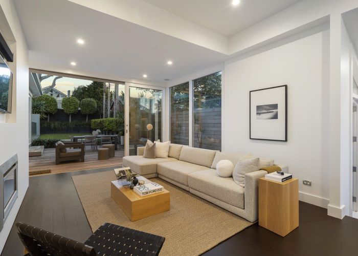  at 12 Dryden Street, Grey Lynn, Auckland