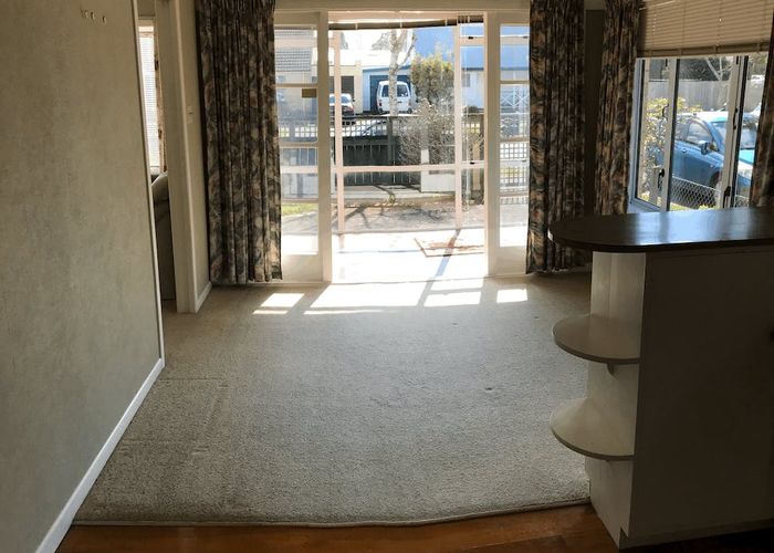  at 29 Bond Street, Hamilton East, Hamilton