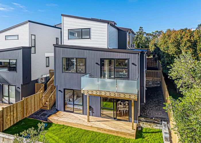  at 51D Browns Bay Road, Browns Bay, North Shore City, Auckland