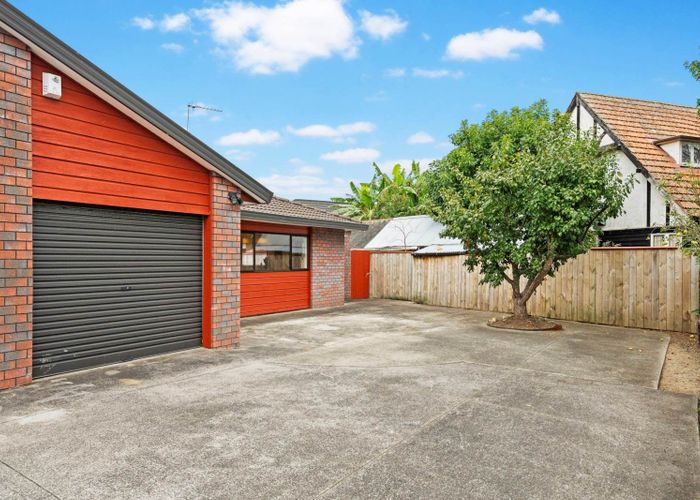  at 1/0 Manukau Road, Onehunga, Auckland