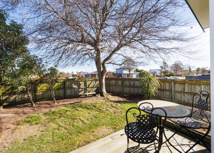  at 2 Lockhart Avenue, Milson, Palmerston North, Manawatu / Whanganui