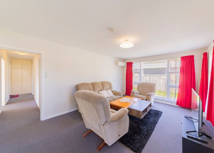  at 1/10 Aorangi Road, Bryndwr, Christchurch