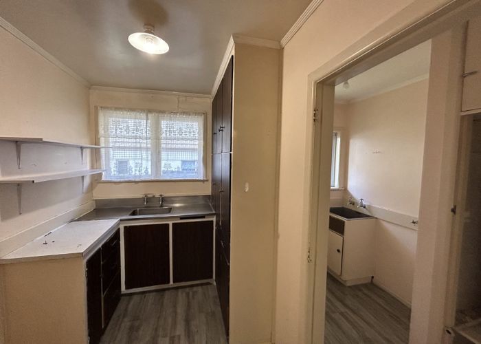  at 2/1217 Victoria Street, Whitiora, Hamilton