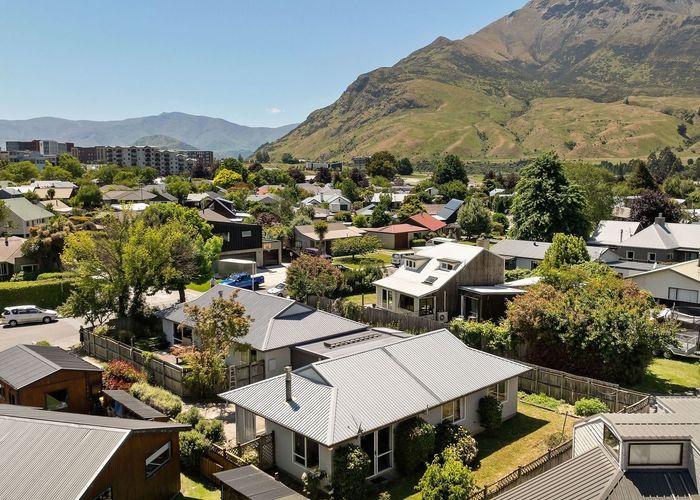  at 35B Kawarau Place, Frankton, Queenstown