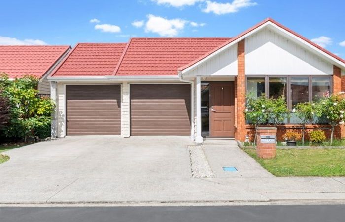  at 32 Tarapiroe Avenue, Takanini, Auckland