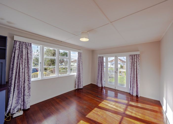  at 27 Russell Road, Marewa, Napier, Hawke's Bay