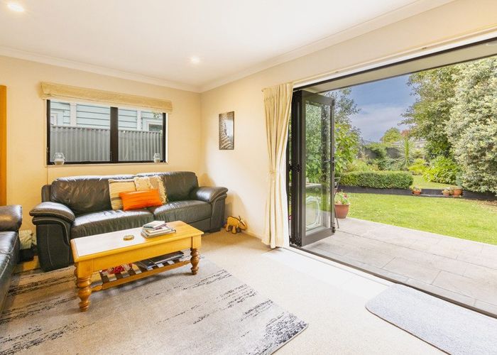  at 8A Chester Street, Taradale, Napier
