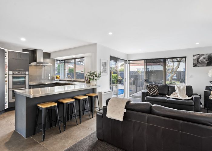  at 23 Ben Nevis Place, Northpark, Auckland