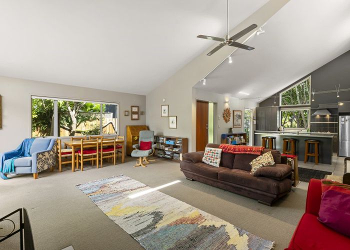  at 33 Nautilus Drive, Papamoa Beach, Papamoa
