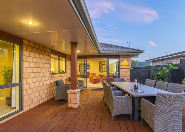  at 6 Trusham Court, Paraparaumu