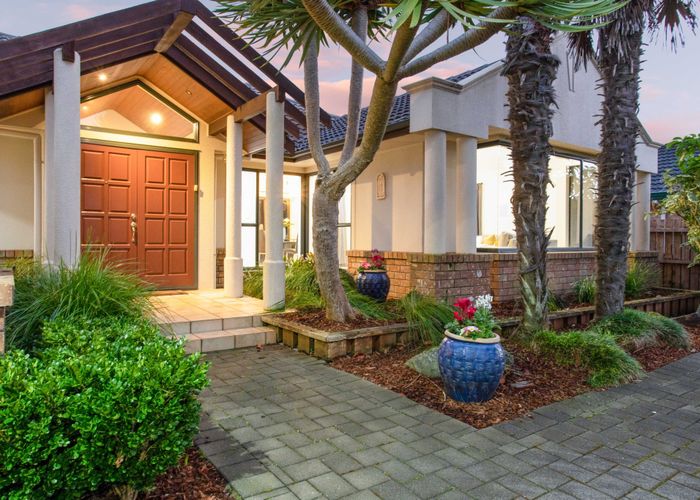  at 18 Yarlside Place, Northpark, Manukau City, Auckland