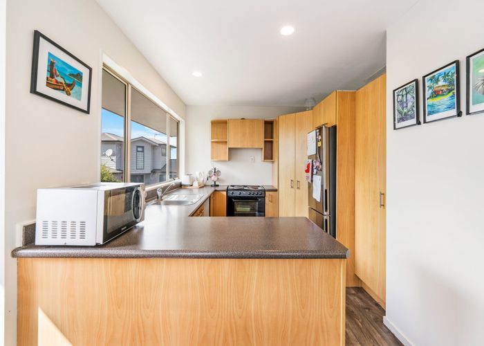  at 140 Titirangi Road, New Lynn, Auckland