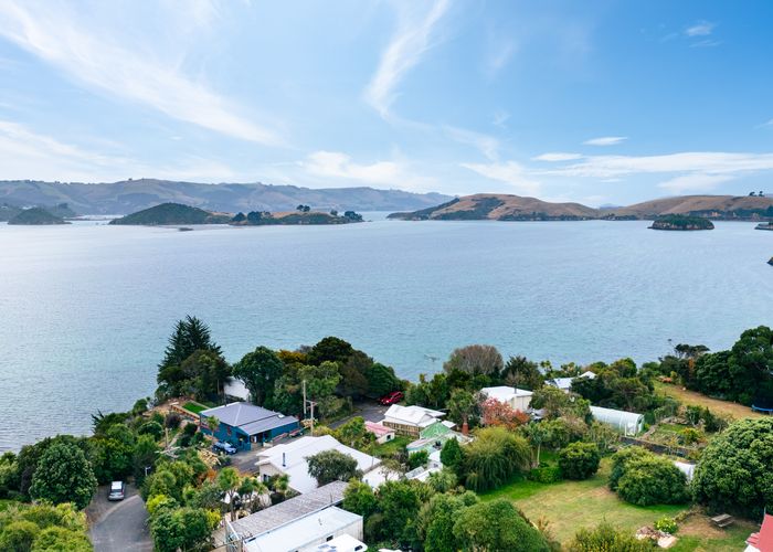  at 6 Gwyn Street, Broad Bay, Dunedin