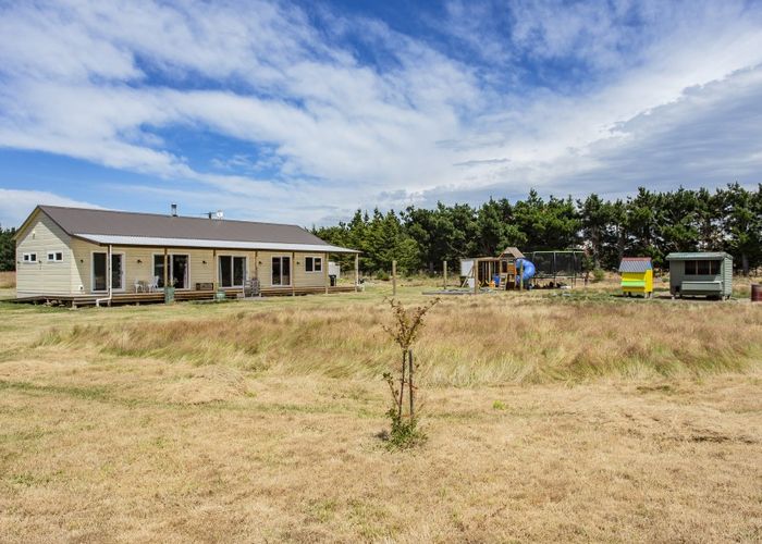 Free property data for 455 Ashley Road, Cust homes.co.nz