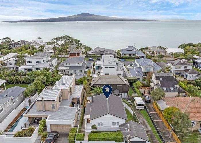  at 10A Merani Street, Devonport, North Shore City, Auckland