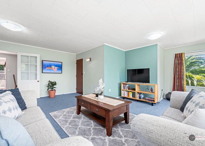  at 74 Tirohanga Road, Tirohanga, Lower Hutt