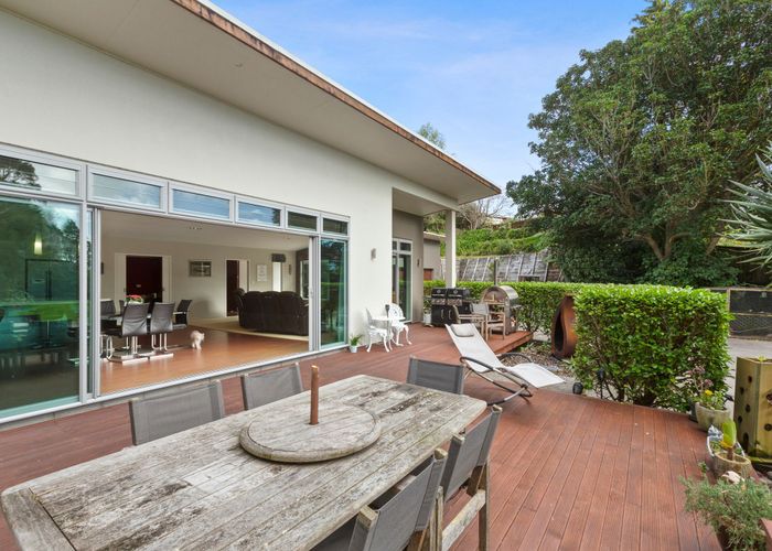  at 20B Magnolia Drive, Westown, New Plymouth