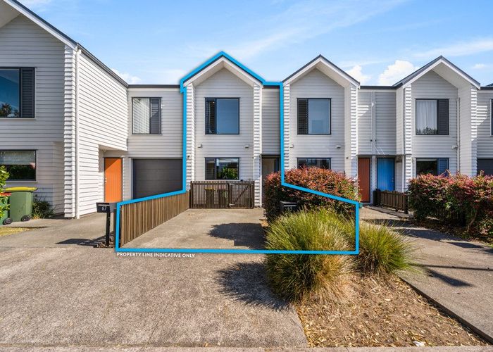  at 65 Glidepath Road, Hobsonville, Waitakere City, Auckland