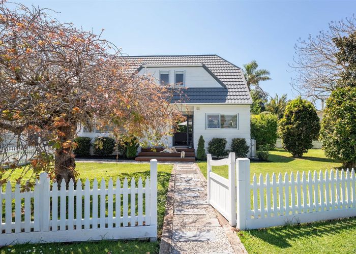  at 11 Waimanu Place, Point Wells, Rodney, Auckland