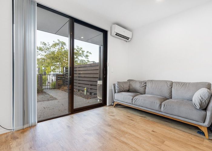  at 1/283 Brougham Street, Sydenham, Christchurch